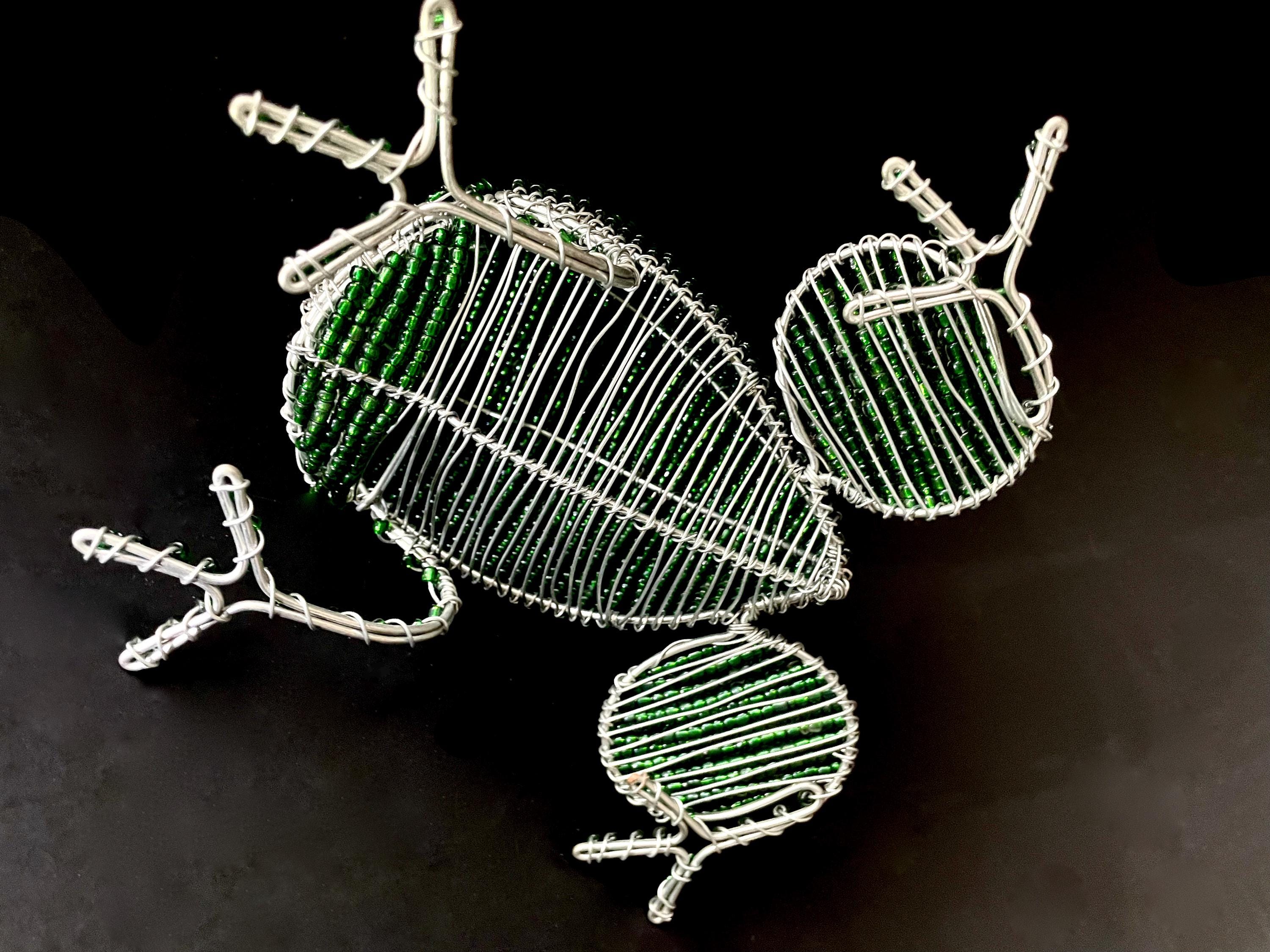 Wire Frog Pattern Beaded Wire Sculpture of Frog. Funny Looking Green Frog With Blue Eyes ...