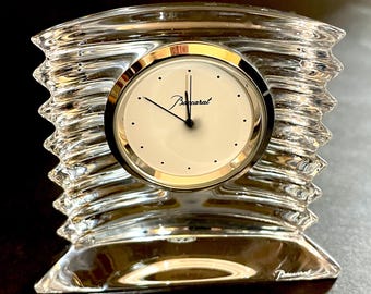 BACCARAT Crystal Desk Clock With Ribbed Design. 3