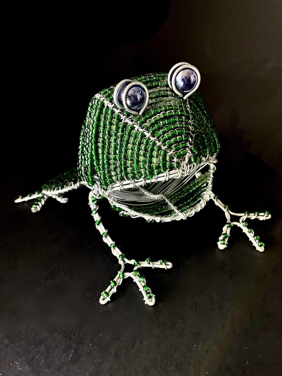 Wire Frog Pattern Beaded Wire Sculpture of Frog. Funny Looking Green Frog With Blue Eyes ...