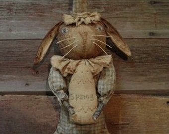 Motif à téléchargement immédiat Art folklorique primitif Lapin printanier et oeuf de Pâques pour poupée Motif électronique Primitifs de pois de senteur