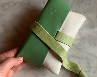 Soft green and white Knoll leather purse