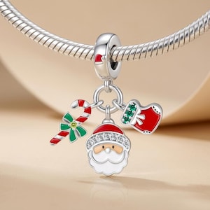 Jultomteansikte, polkagrisstång och röd vanteberlock, trippel julpärla, 925 sterlingsilver