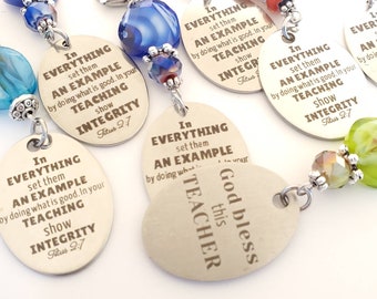 God Bless Teacher Titus 2:7 keychain zipper clasp Christian in everything be an example Teacher Gift Religious Bible verse, many colors