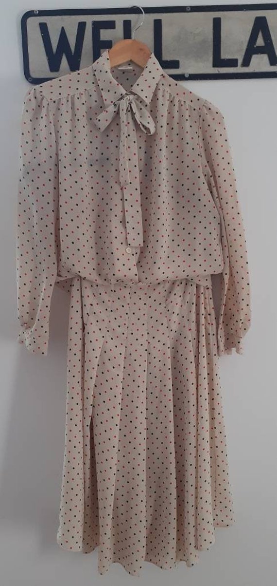 Vintage polka dot pussy bow matching blouse and sk