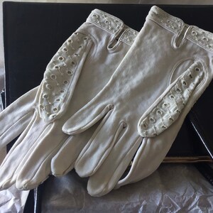 Vintage francés de la década de 1950 cremoso broidere guantes | Etsy