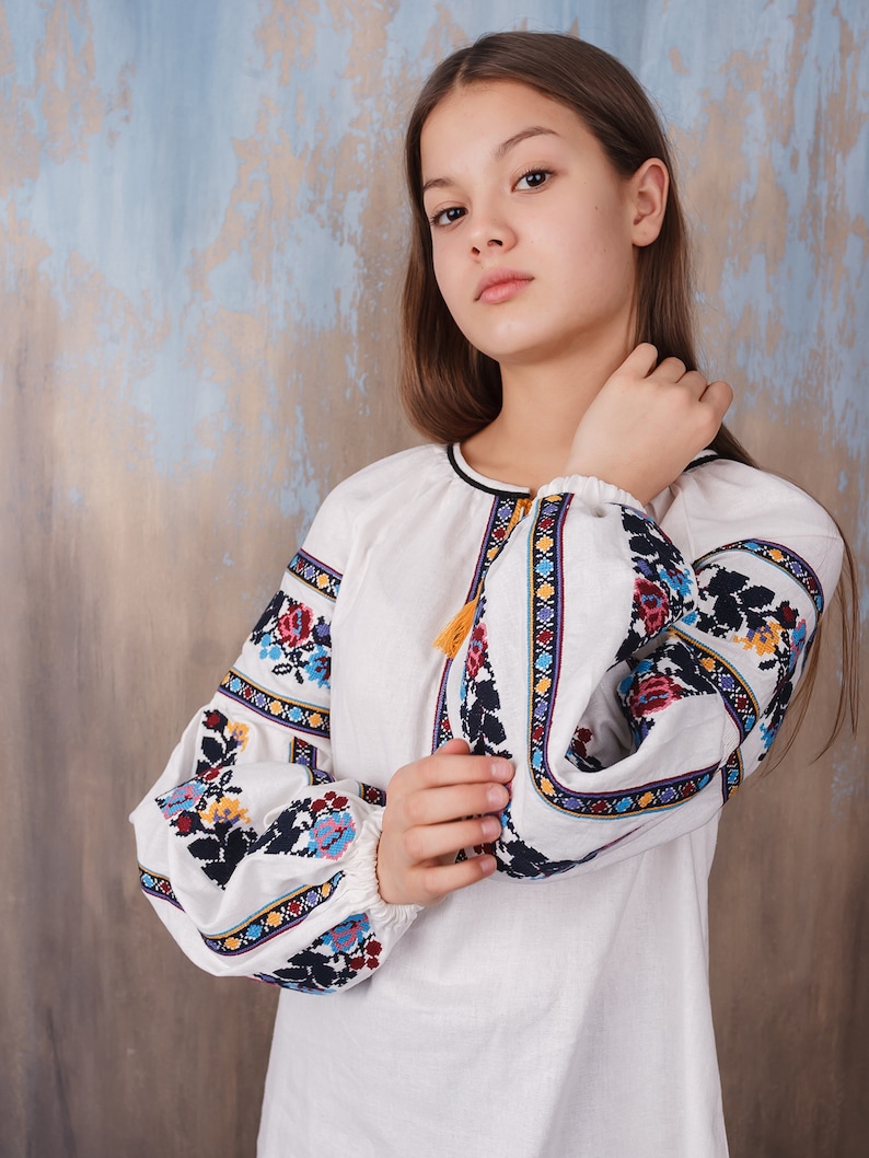 Traditional clothes Ukrainian embroidered women/'s blouse Ethnic sorochka shirt Vyshyvanka Embroidered blouse \u0412\u0438\u0448\u0438\u0432\u0430\u043d\u043a\u0430