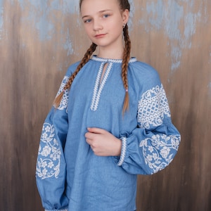 Vyshyvanka Traditional Ukrainian women's blouse Ethnic Women's Shirtt. Ukrainian clothes Blue Linen embroidered floral blouse Ukraine