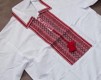 SALE PRICE REDUCED! Ukrainian embroidered shirt for men. Size L, Vyshyvanka, traditional ukrainian embroidery. Ukraine clothes. Folk shirts