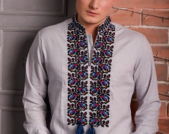 Ukrainsk broderad skjorta sorochka Vyshyvanka linneskjorta. Herrskjorta med korsstygn. Ukrainska kläder, Вишиванка ukrainsk broderi