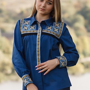 Vyshyvanka Mujer. Blusa ucraniana bordada para mujer. Ropa ucraniana. Sorochka étnica. Blusa ucraniana de mujer con bordado étnico