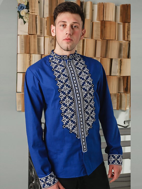 ウクライナの刺繍シャツ。ウクライナの服。男性用ヴィシヴァンカ