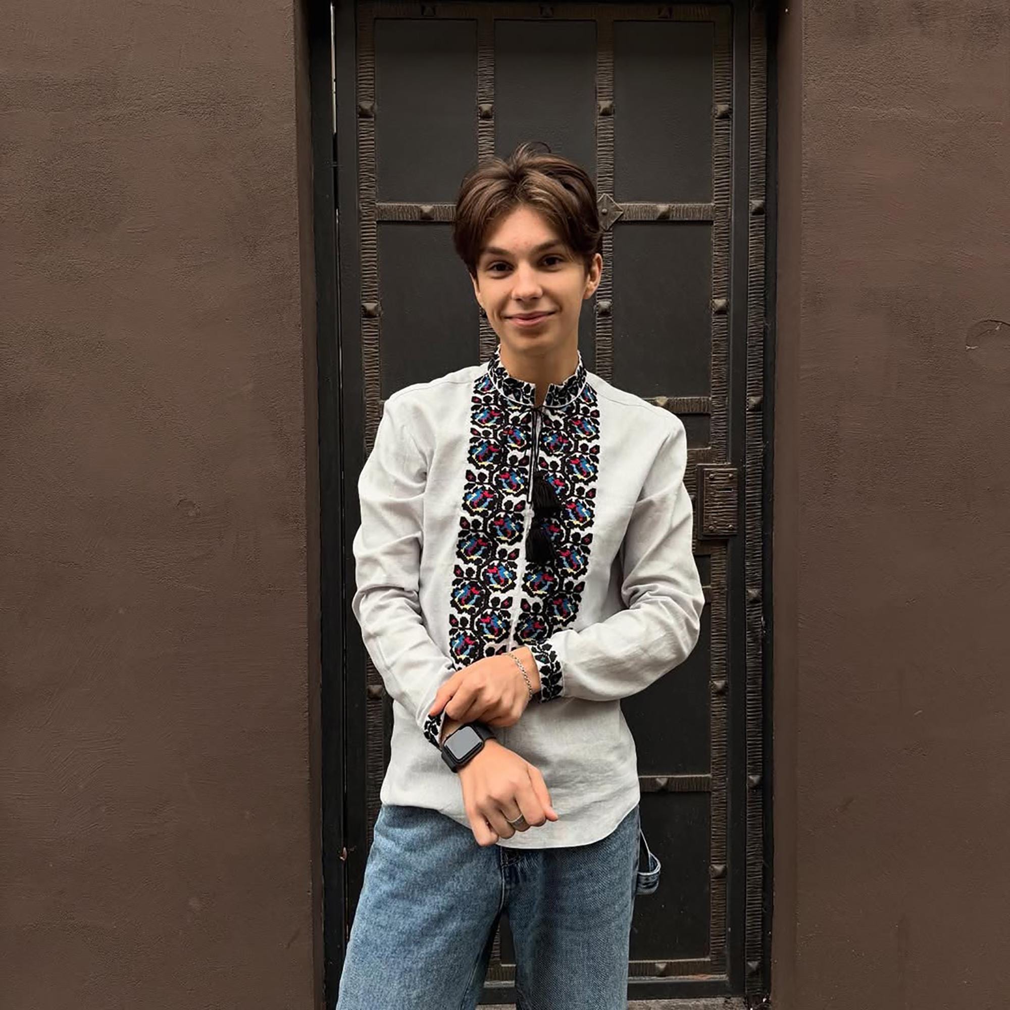 Camicia Uomo Ucraina Vyshyvanka In Lino Bianco – Ricamo A Mano Blu E Giallo, Taglia XL