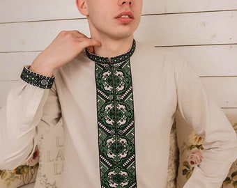 Ukrainian embroidered shirt, Ukrainian clothes vyshyvanka. Embroidery stitch on linen. Ethnic mens shirts Traditional clothing ウクライナの刺繍