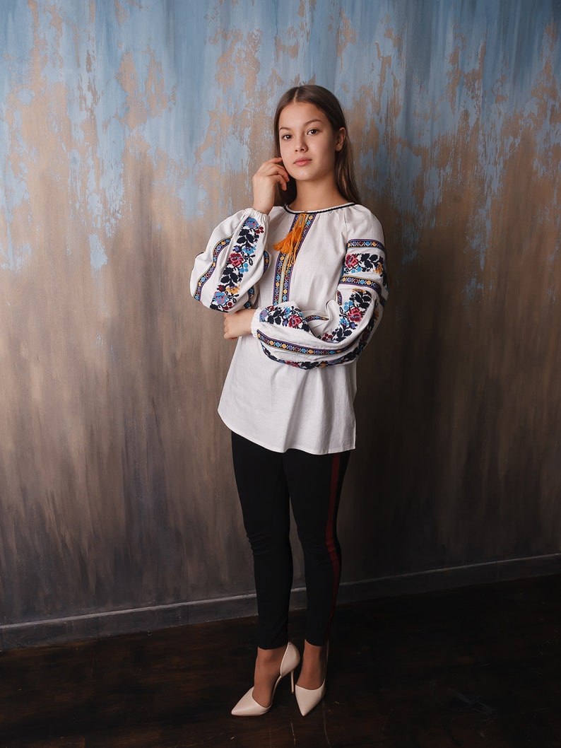 Traditional clothes Ukrainian embroidered women/'s blouse Ethnic sorochka shirt Vyshyvanka Embroidered blouse \u0412\u0438\u0448\u0438\u0432\u0430\u043d\u043a\u0430
