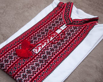 SALE PRICE REDUCED! Ukrainian embroidered shirt for men. Size S,M Vyshyvanka, traditional ukrainian embroidery. Ukraine clothes. Folk shirts