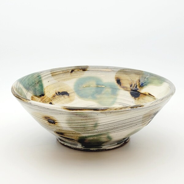 Noodle Bowl / Brushed Slip / Foliage Pattern / Handmade / Stoneware / Pottery / Tableware