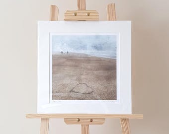 Impresión Giclée firmada de un paseo por la playa: Arte costero escocés