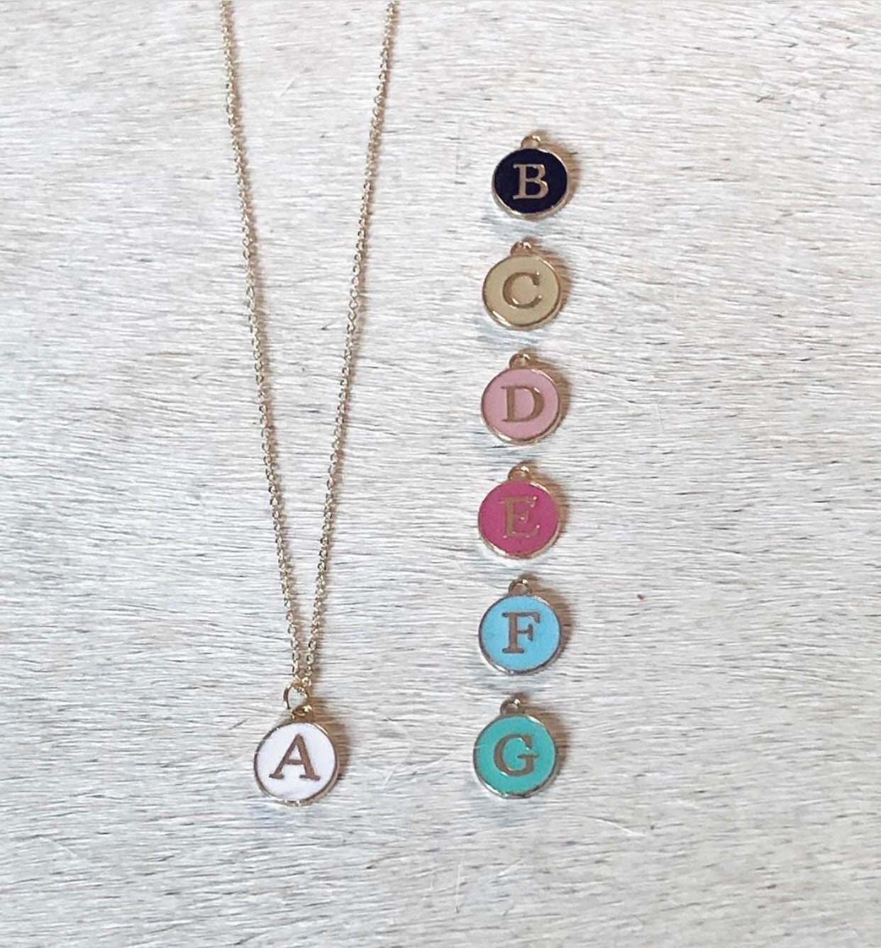 GSGF 1214mm AZ Letter Charms, Enamel Charms, Alphabet Letter Handmade  Pendant for DIY Bracelet Jewelry Making for Jewelry Making (Color : White,  Metal