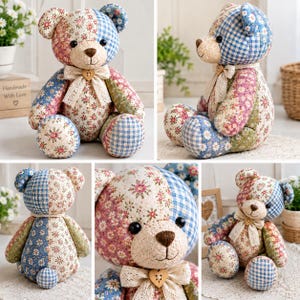Pode incluir: Um urso de peluche feito de v&aacute;rios retalhos de tecido com padr&otilde;es florais e xadrez vichy azul. O urso tem olhos de bot&atilde;o pretos, um nariz bordado castanho e uma fita de renda creme atada ao pesco&ccedil;o com um bot&atilde;o de madeira em forma de cora&ccedil;&atilde;o.