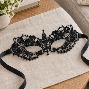 Black Lace Masquerade Mask with Scrolling Leaf Pattern and Ribbon Ties, Openwork Eye Mask for Adults, Costume Party and Dress Up Accessory