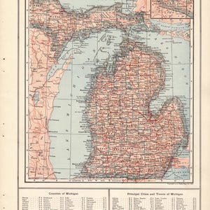 Pode incluir: Um mapa vintage de Michigan intitulado World Atlas and Gazetteer, p&aacute;gina 29. O mapa apresenta terras na cor salm&atilde;o, &aacute;gua azul e texto preto detalhando condados, cidades e vilas. Um mapa inserido mostra a parte noroeste de Michigan.