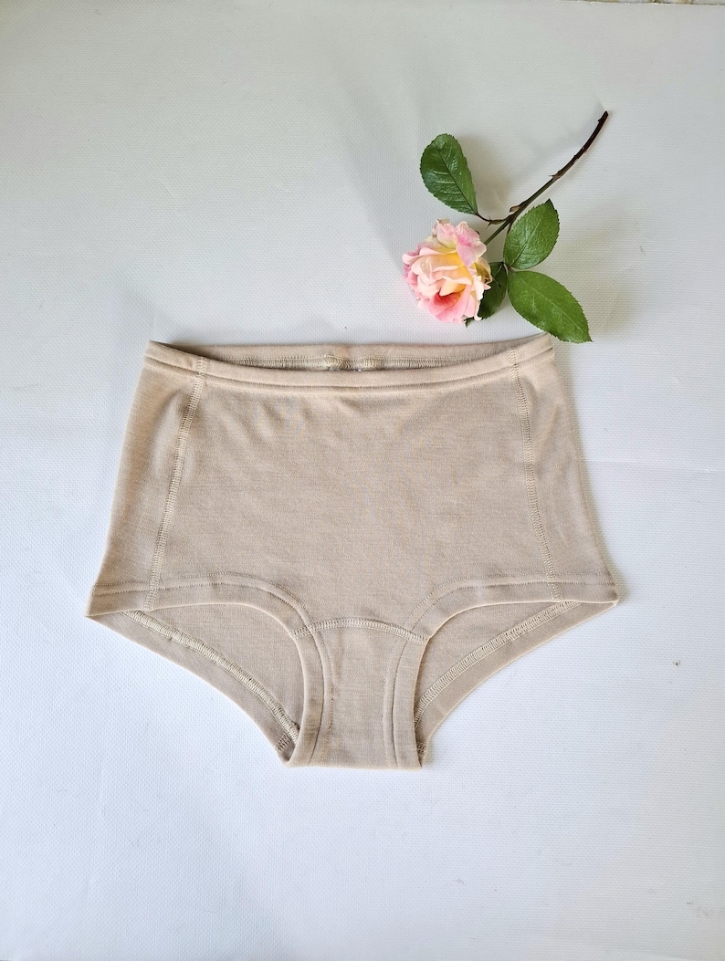 Double-weave 100% Merino wool High Waist womens hipsters. Hypoallergenic Undies. Ladies comfortable Underwear. Beige