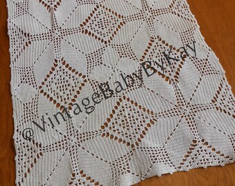 Ecru Crochet Lace Table Runner, Mid-weight Vintage Openwork Diamond Pattern Crochet Lace, Extra Long 13"x 53" Party Wedding Holiday Linens