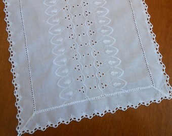 White eyelet tablecloth clearance