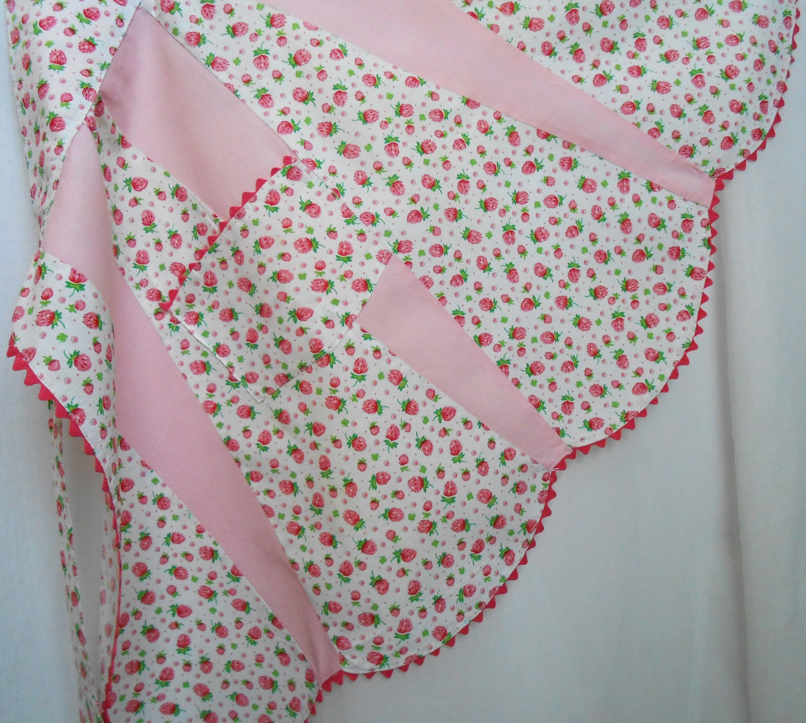 Pink Raspberry Print Vintage Apron All Cotton Home Sewn Half - Etsy