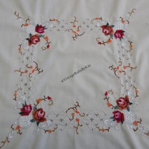Embroidered Tablecloth Ecru Cotton Colorful Floral Cross Stitch with 6 Napkins, 42&quot; Square Pink Red Peach Green Tan, Party Holiday Shower