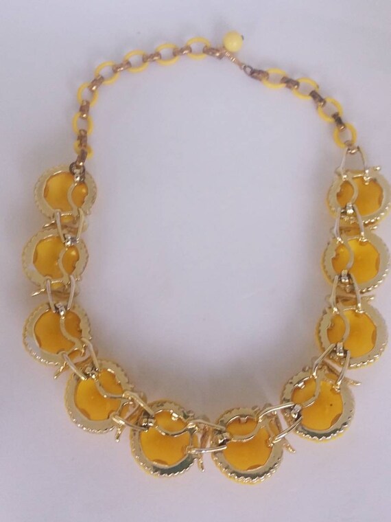 Vintage Lisner Lucite yellow and gold choker necklace… - Gem