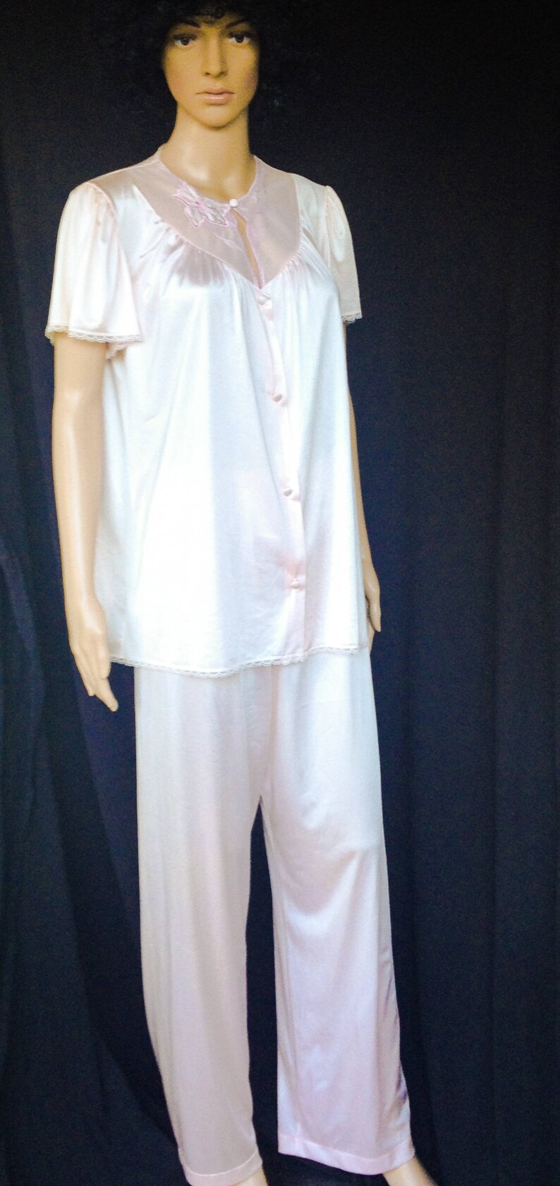 Vanity Fair Pink Nylon Pajama Set Free
