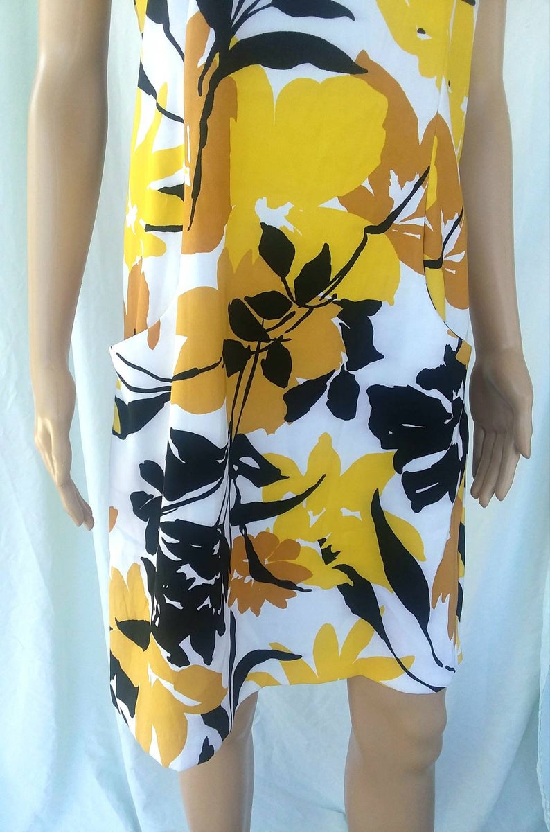 Vintage Black and Yellow Floral Dress Made by Sangria FREE - Etsy