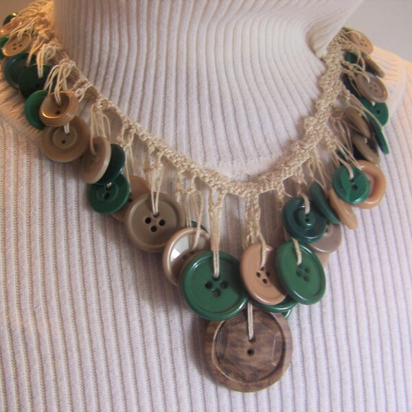 21" Crocheted Button Necklace in Kelly Green & Tan Colors ~ Uses Vintage Buttons