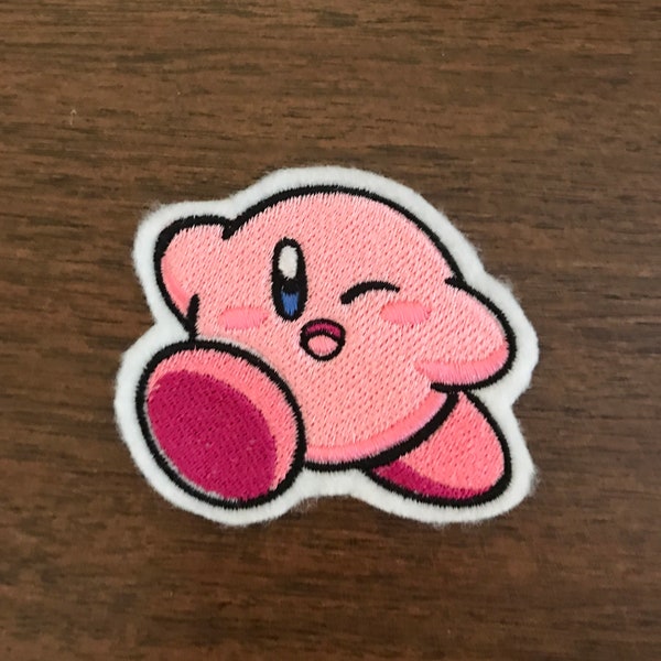 Kirby Winking : écusson Nintendo thermocollant du jeu Kirby NES