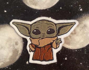 Baby Yoda - Grogu Star Wars Iron On Embroidered Patch