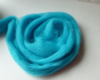 Turquoise Romney and Merino Blend Wool Roving