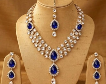Koningsblauwe Kundan bruidssieradenset, bestaande uit een ketting, oorbellen en een maang tikka (hoofdsieraad), een ideaal cadeau voor vrouwen.