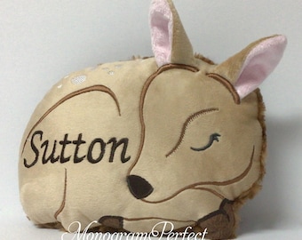 Peluche personalizado de ciervo o cervatillo durmiendo - 25 x 18 cm