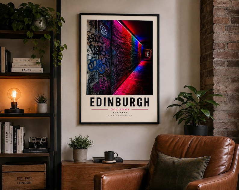 Bundle of three city travel prints for New York, Notting Hill and Edinburgh — extra photo 5