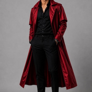 Puede incluir: Una gabardina larga de color rojo intenso con acabado brillante, sobre una camisa negra abotonada y pantalones negros. El conjunto se completa con mocasines negros y gafas de sol oscuras, creando un estilo monocromático con una capa roja llamativa.