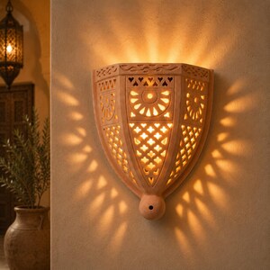 Applique da parete marocchina in terracotta, lanterna in argilla fatta a mano, decorazione boho