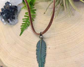 Unisex antique bronze patina feather on leather cord necklace, Festival Style, boho jewelry, bohemian style, Hippie, Unisex jewelry