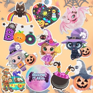 Könnte beinhalten: Ein Set mit 11 Halloween-Stickern mit verschiedenen gruseligen Figuren und Designs. Die Sticker beinhalten eine schwarze Katze, eine Hexe, einen Kürbis, eine Fledermaus, eine Spinne und einen Kessel. Die Sticker sind perfekt, um deinen Bastelarbeiten, Geschenken und Dekorationen einen Hauch von Halloween-Spaß zu verleihen.