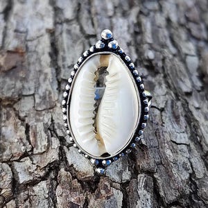 Cowrie Shell Ring 925 Sterling Silver, Natural Shell Statement Ring, Boho Beach Jewelry, Handmade Unisex Ring, Coastal Gift