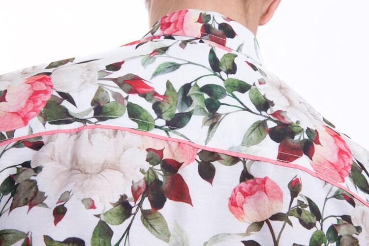 Camicia da uomo con fiori in pizzo, con bottoni, a maniche corte, in rete, da uomo, sexy, per la prospettiva, estiva, muscle, Colore: rosa., M