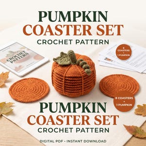 Könnte beinhalten: Eine Häkelanleitung für ein Kürbis-Untersetzer-Set mit dem Text PUMPKIN COASTER SET CROCHET PATTERN, DIGITAL PDF, INSTANT DOWNLOAD und 8 COASTERS + 1 PUMPKIN. Das Bild zeigt einen Stapel orangefarbener runder Untersetzer mit einem grünen Stiel.