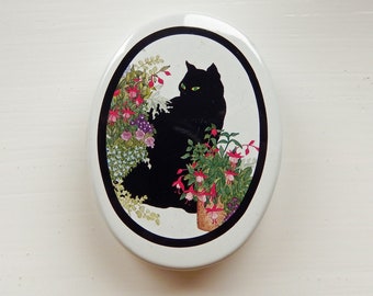 Black Cat / Vintage Cat Tin  / Empty tin, Collectable, for the cat lover