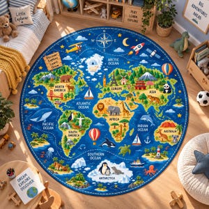 Peut inclure: Un tapis rond bleu illustrant une carte du monde colorée avec des continents, des océans, des animaux, des monuments et des icônes de transport. Le design inclut des étiquettes pour les océans et continents, et un panneau Discover Explore Learn Grow.