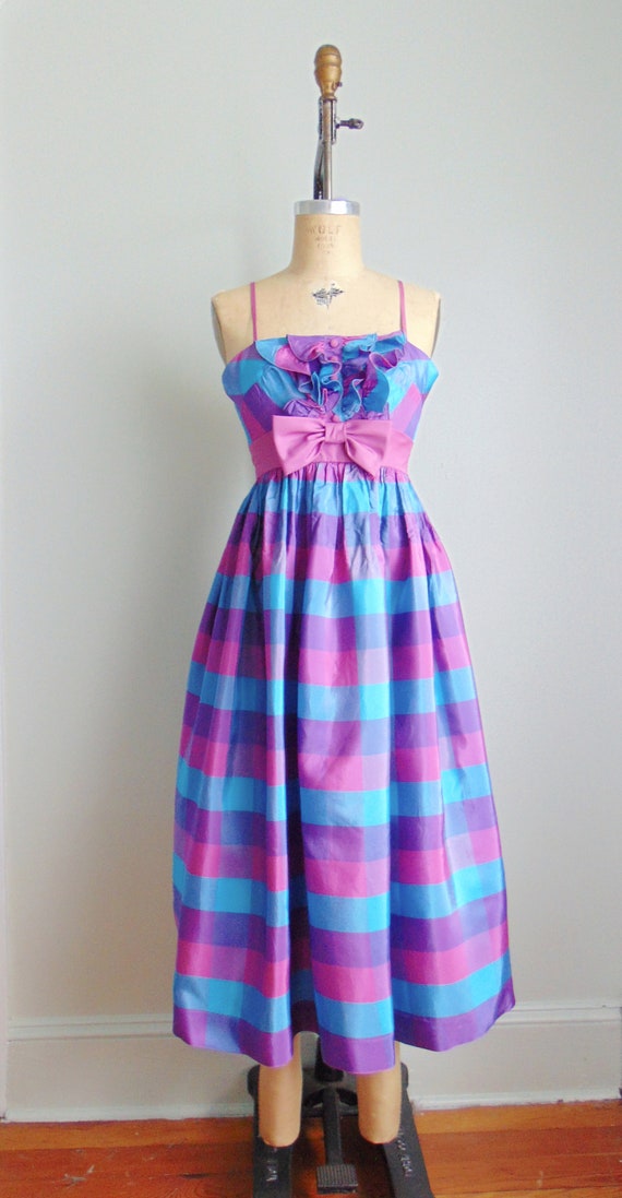 Vintage 1960's Blue Purple Plaid Party Dress. Tux… - image 4
